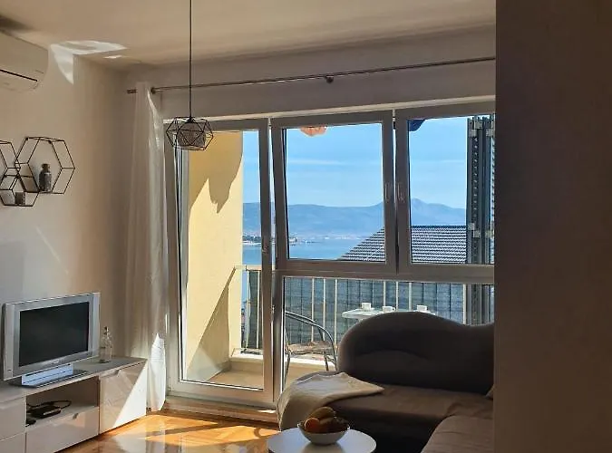 Lofos Lägenhet Trogir